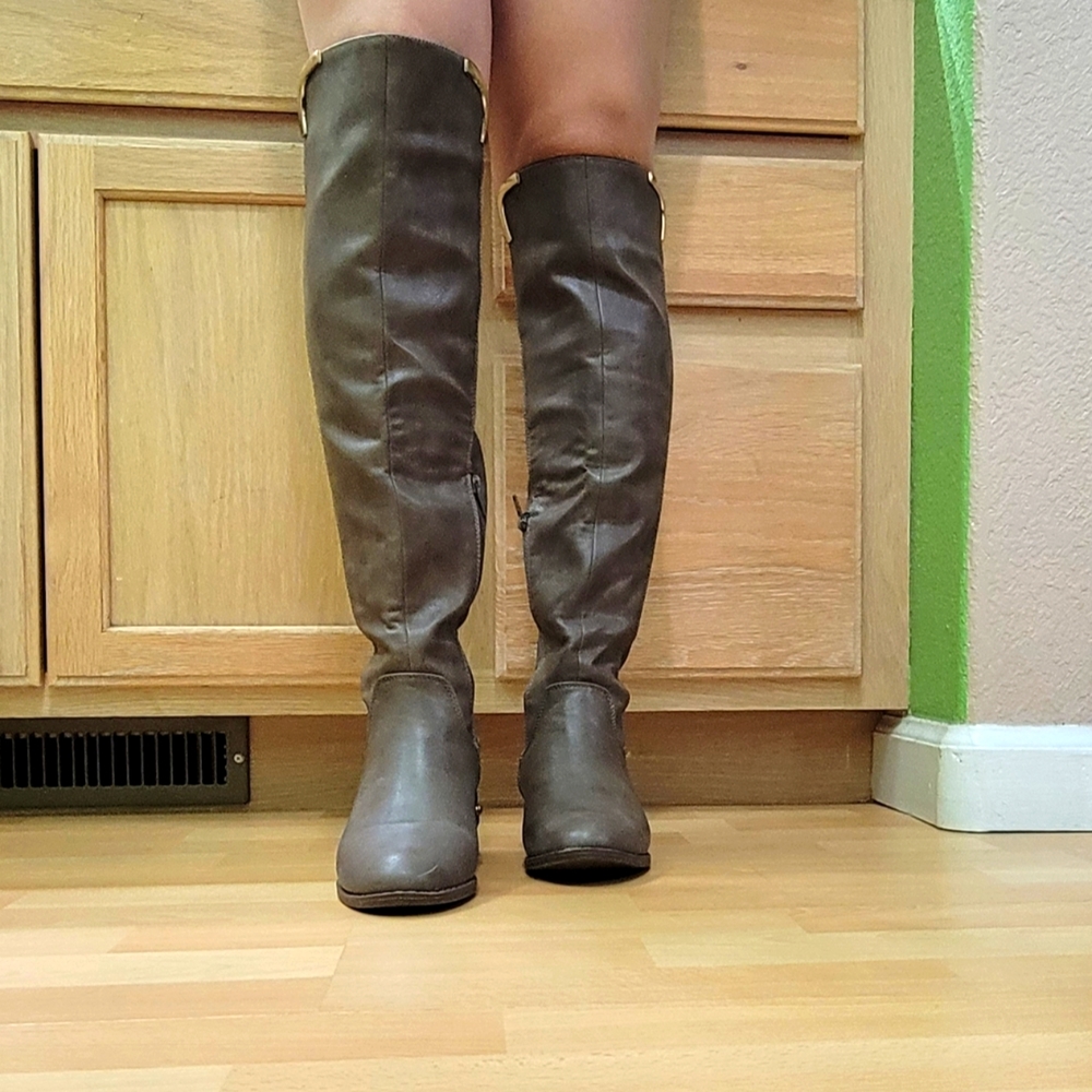 Over the knee Women's Boots